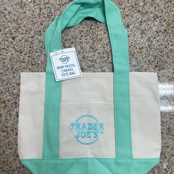 NEW Trader Joe’s Pastel Canvas Mini Tote Bags Set of 4 - Picture 5 of 5